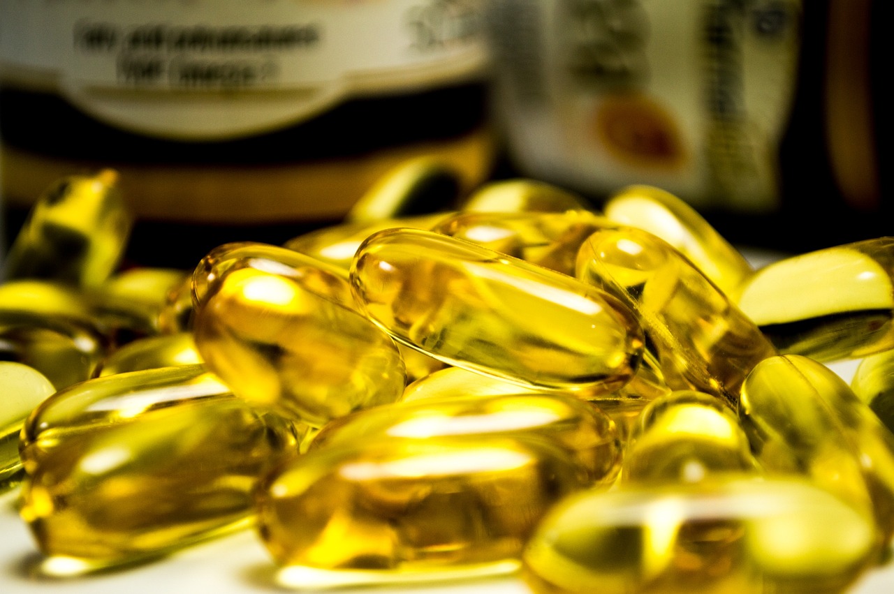 Omega-3 előnyei: Hogyan javítják egészségünket a halolaj kiegészítők?